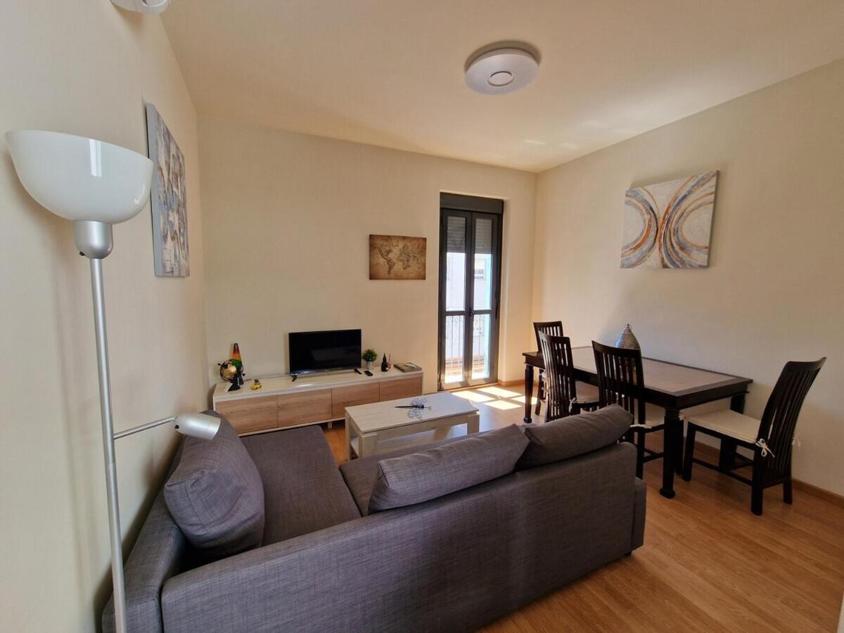 Castilla Del Cachorro, Apto De 2 En Triana Appartement Sevilla