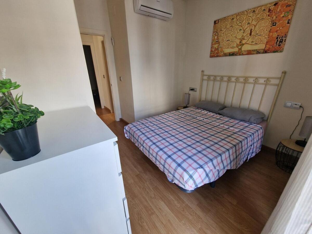 Castilla Del Cachorro, Apto De 2 En Triana * Sevilla